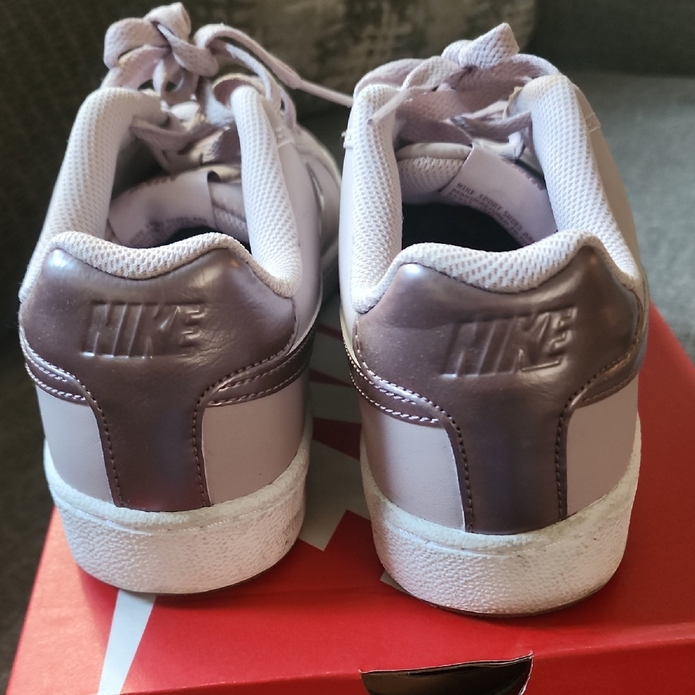 Nike Women’s Particle Rose Smokey Mauve Low Top Sneakers - Picture 5 of 7